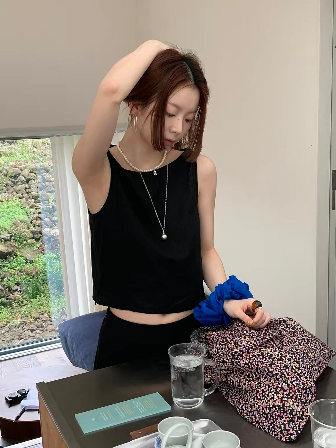 ショート丈リネンタンクトップ
